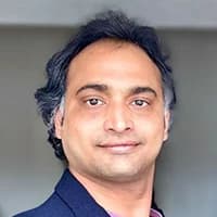 Dr. Dinesh Dhumal, DE